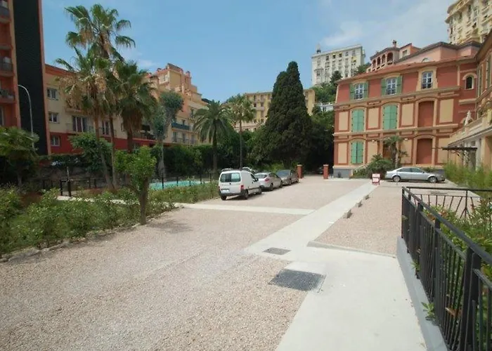 2p Central, Terrasse, Parking, Piscine - - Fr-1-196-363 * 芒通