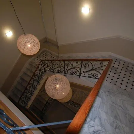 2p Central, Terrasse, Parking, Piscine - - Fr-1-196-363 Menton