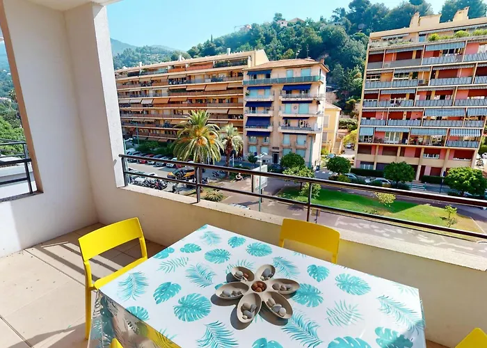 Apartment 2p Central, Terrasse, Parking, Piscine - - Fr-1-196-363