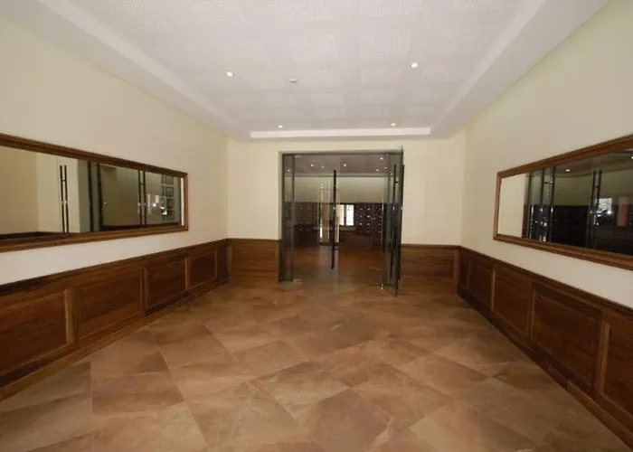 2p Central, Terrasse, Parking, Piscine - - Fr-1-196-363 Διαμέρισμα